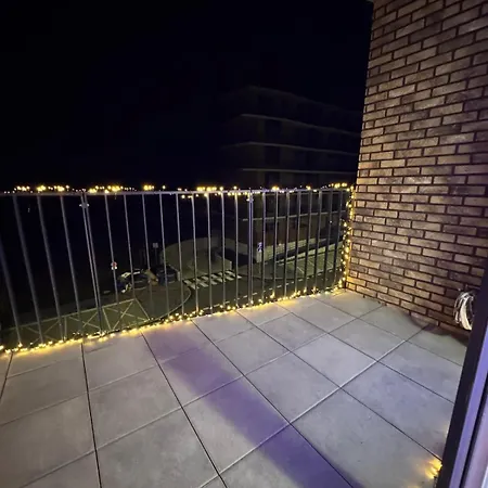 Modern Beautiful Close To The Center