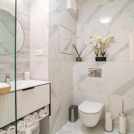 公寓 Modern Beautiful Close To The Center