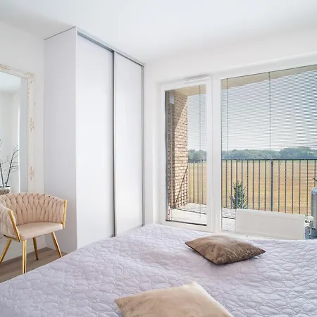 Modern Beautiful Close To The Center Apartment