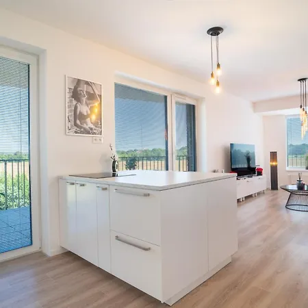Modern Beautiful Close To The Center Apartment Bratislava