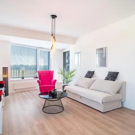 公寓 Modern Beautiful Close To The Center 布拉迪斯拉发