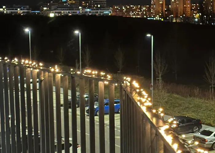 Modern Beautiful Close To The Center Lejlighed *