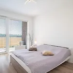 Modern Beautiful Close To The Center * ברטיסלאבה