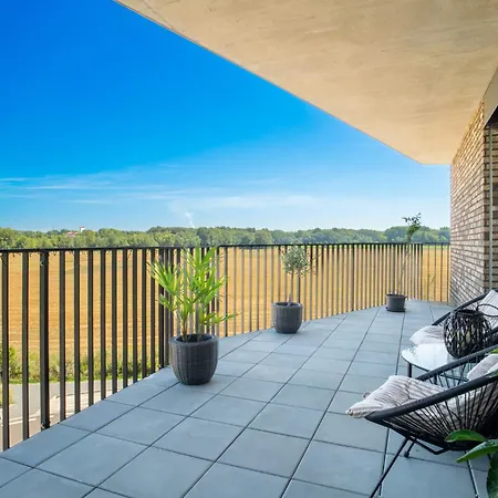 Modern Beautiful Close To The Center Apartment Bratislava