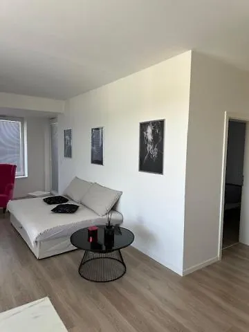 Modern Beautiful Close To The Center * Bratislava