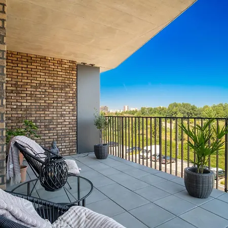 Modern Beautiful Close To The Center Appartement *