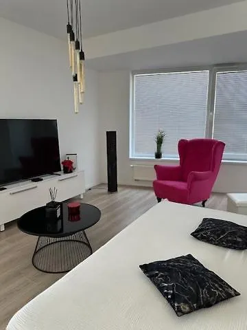 Modern Beautiful Close To The Center Bratysława