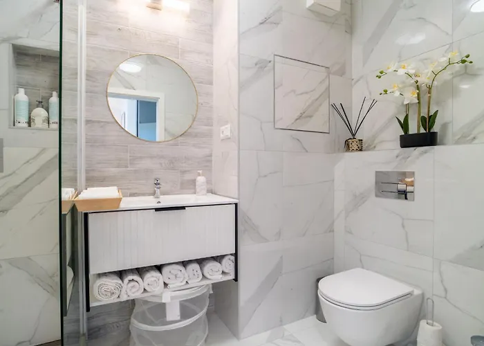 Modern Beautiful Close To The Center Bratysława