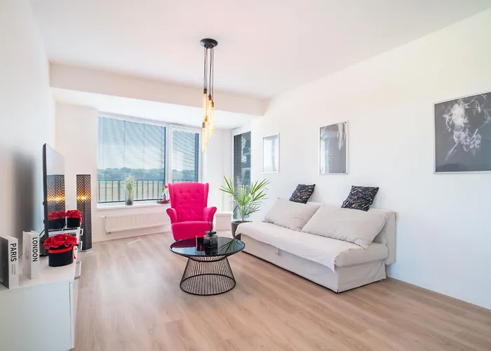 Apartament Modern Beautiful Close To The Center Bratysława